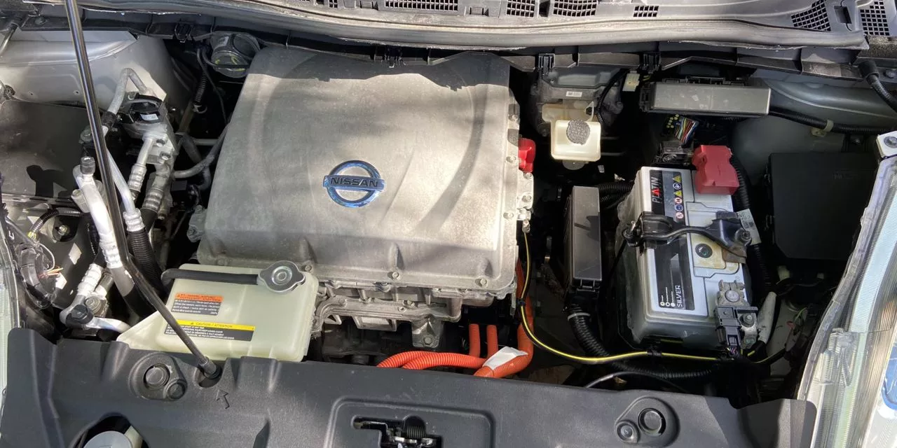 Nissan Leaf  24 kWh 2013181