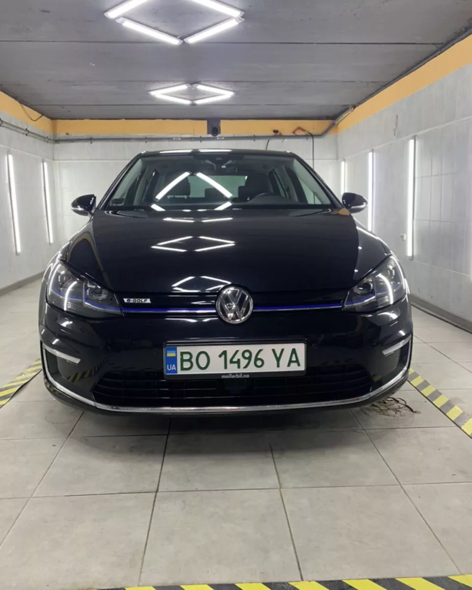 Volkswagen e-Golf  35.8 kWh 201811