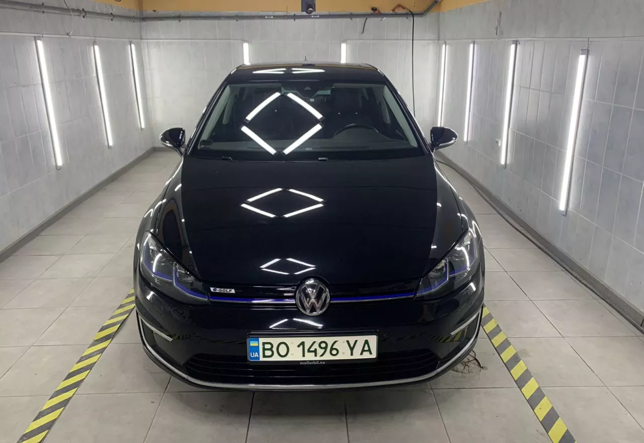 Volkswagen e-Golf  35.8 kWh 201821