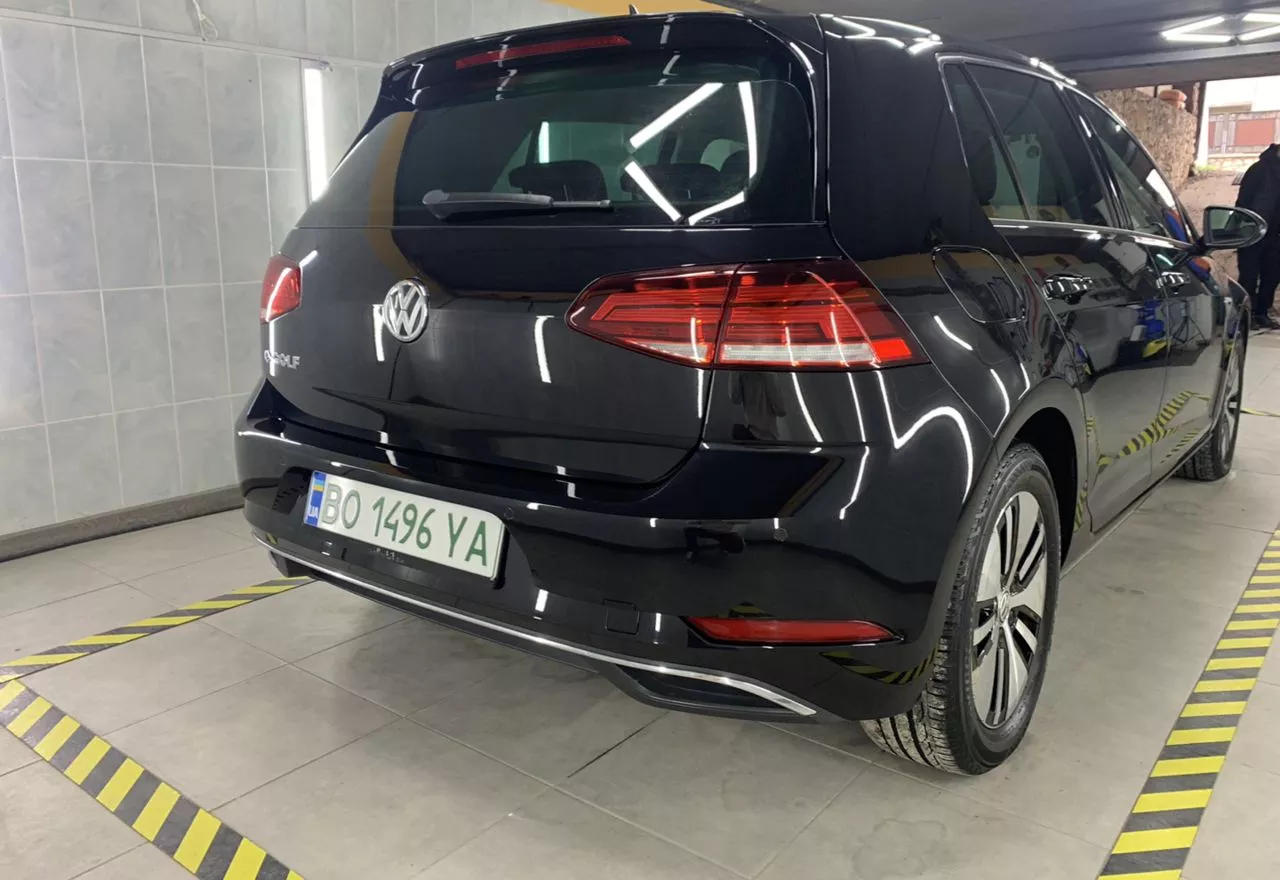 Volkswagen e-Golf  35.8 kWh 201871