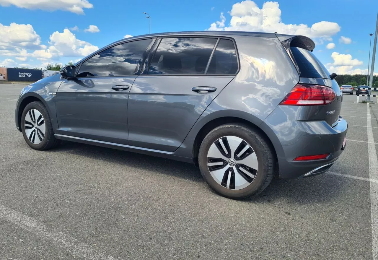 Volkswagen e-Golf  35.8 kWh 202041