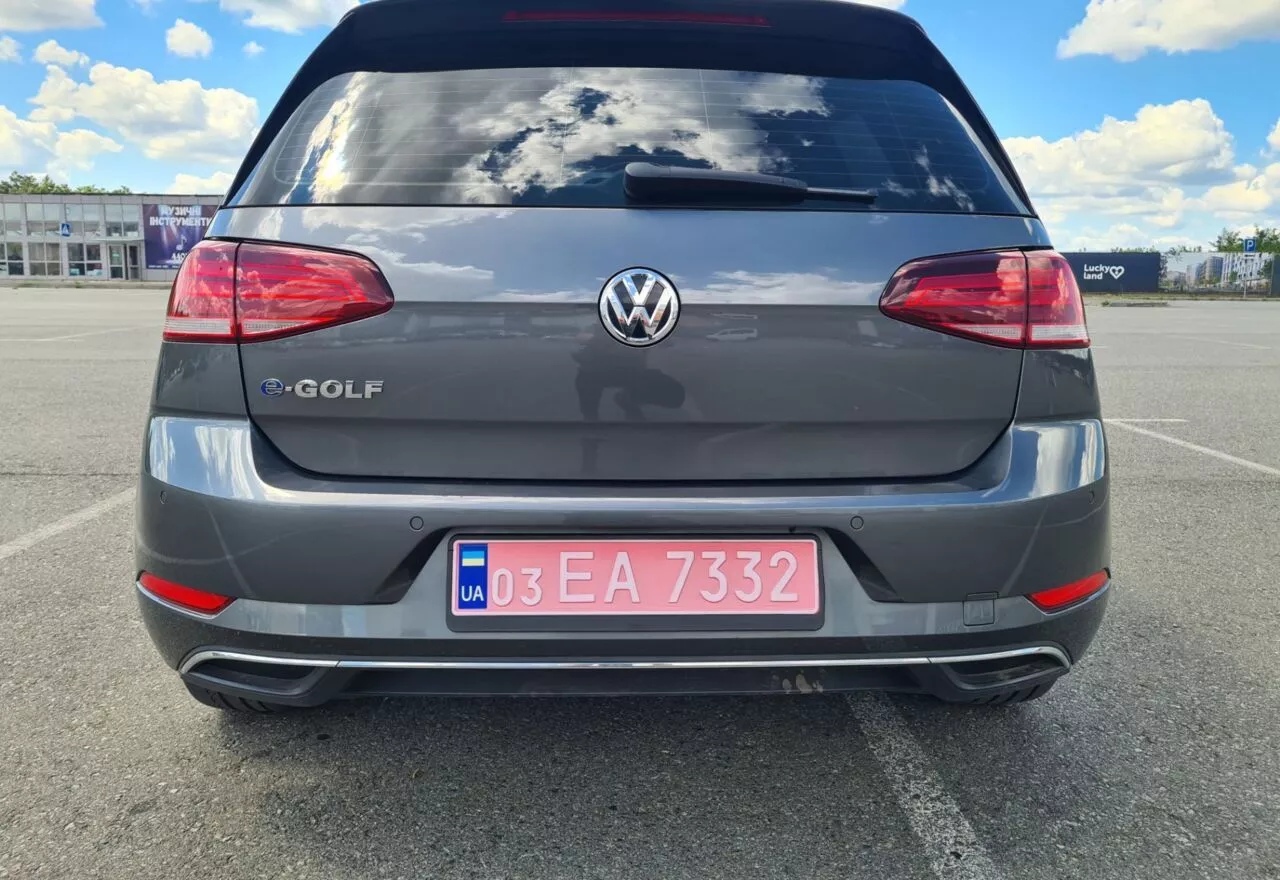 Volkswagen e-Golf  35.8 kWh 202061