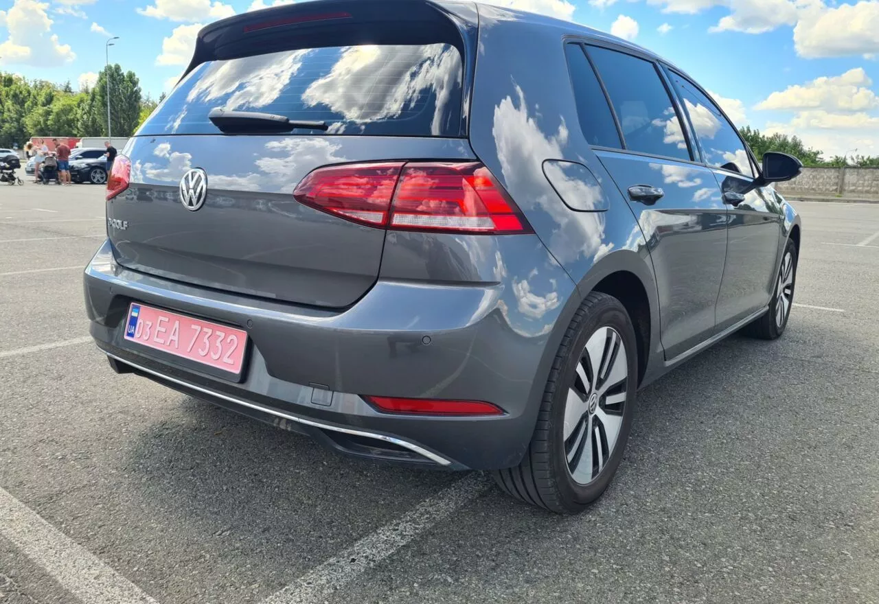 Volkswagen e-Golf  35.8 kWh 202071