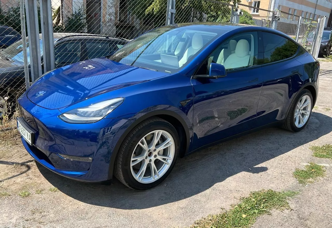 Tesla Model Y  82 kWh 2020391