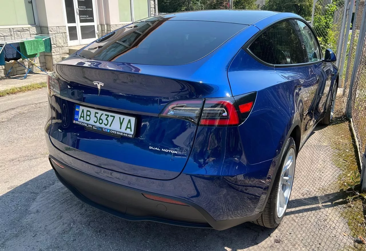 Tesla Model Y  82 kWh 2020401