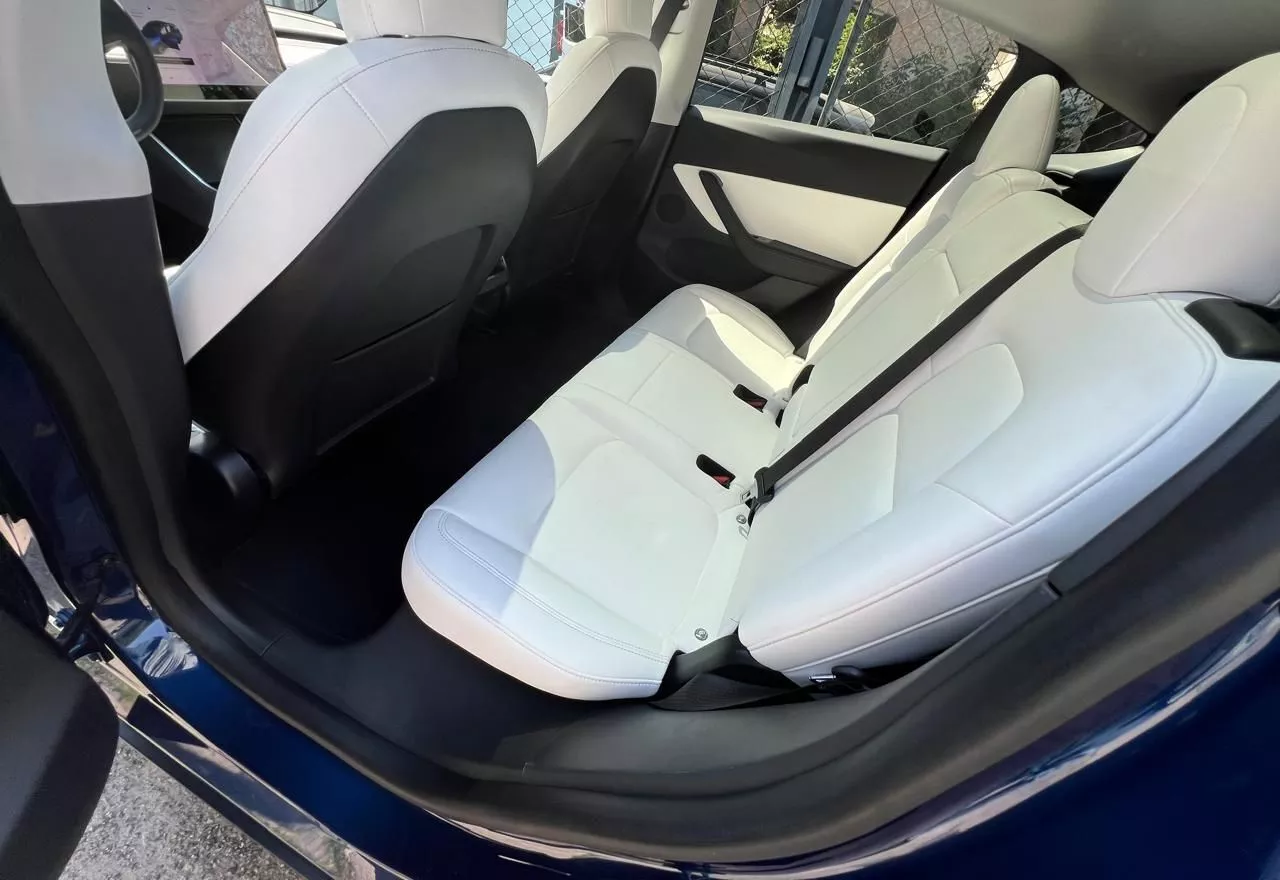 Tesla Model Y  82 kWh 2020451