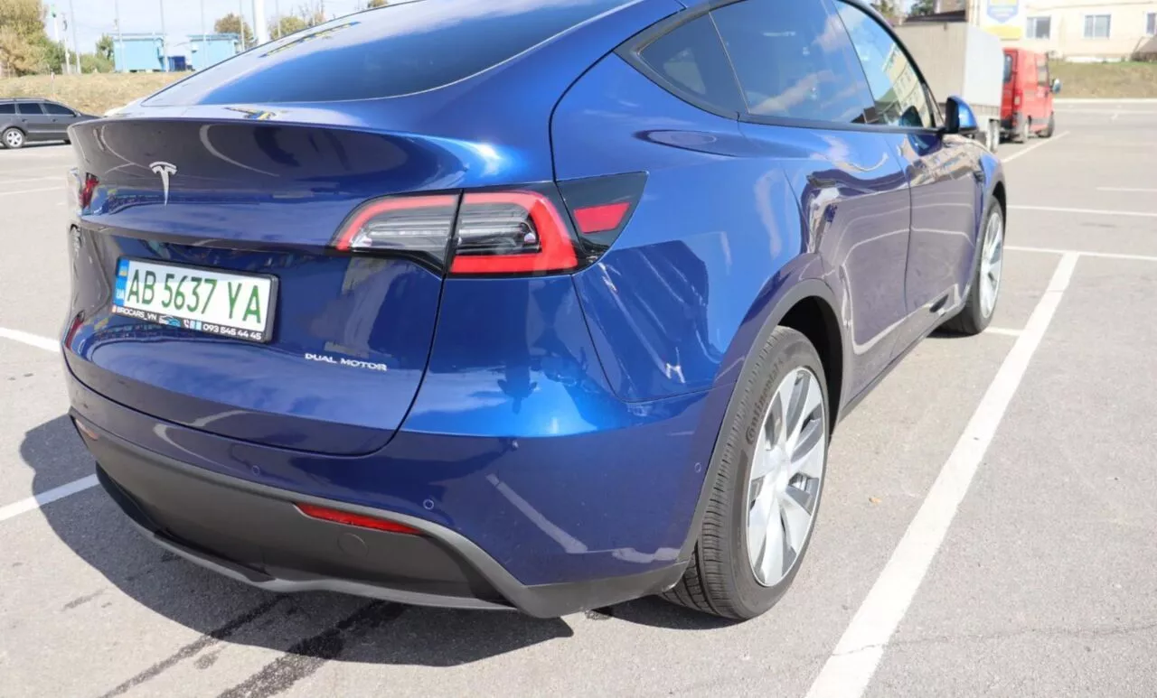 Tesla Model Y  82 kWh 202021