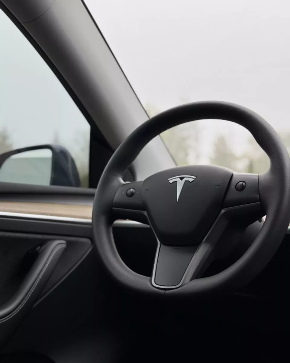 Tesla Model Y  82 kWh 2023161