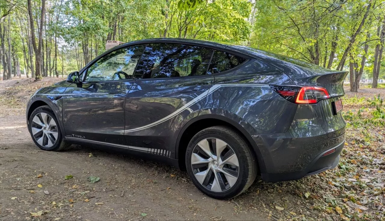 Tesla Model Y  82 kWh 2022161