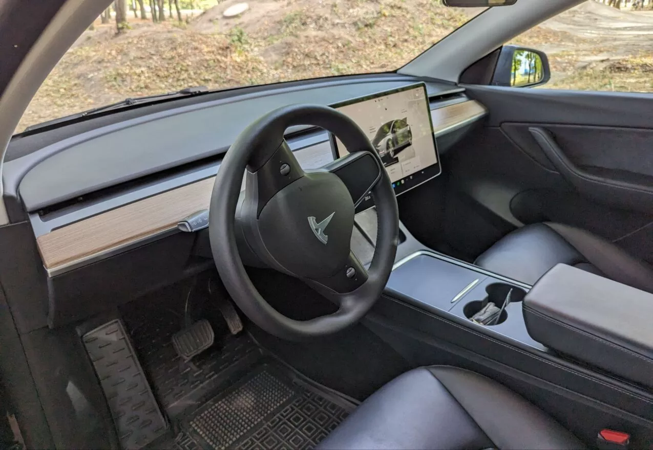 Tesla Model Y  82 kWh 2022231