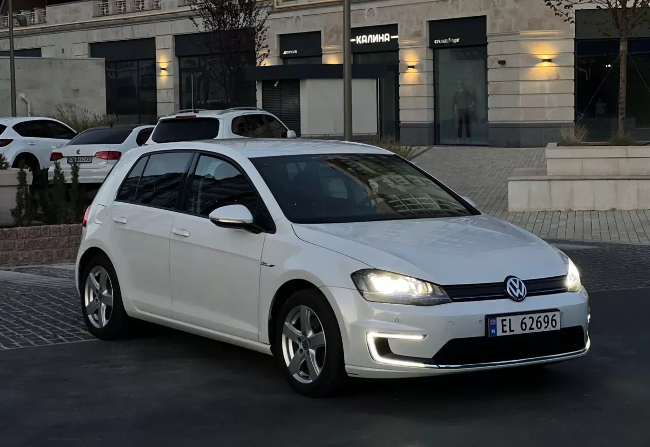 Volkswagen e-Golf 