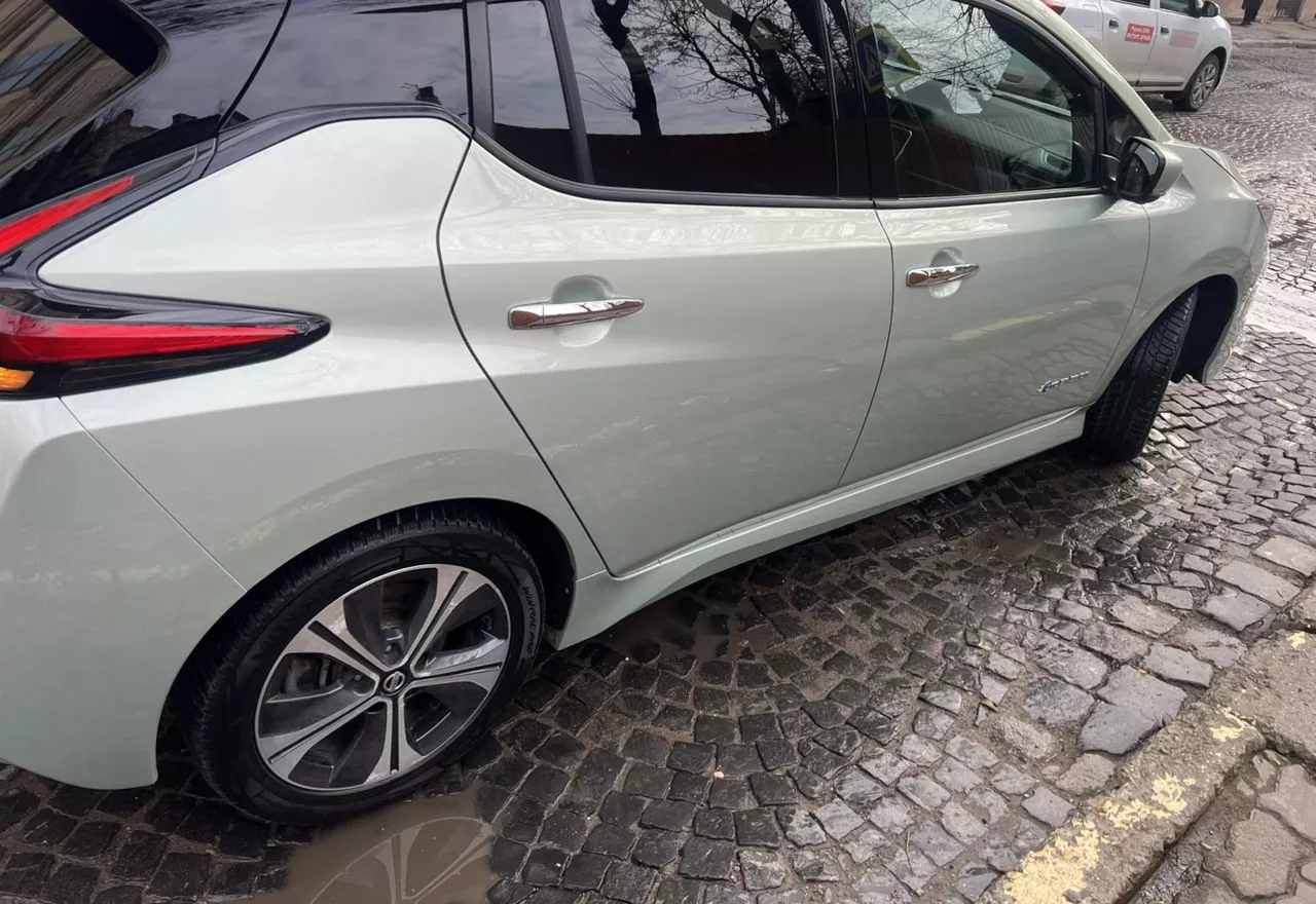 Nissan Leaf  40 kWh 201831