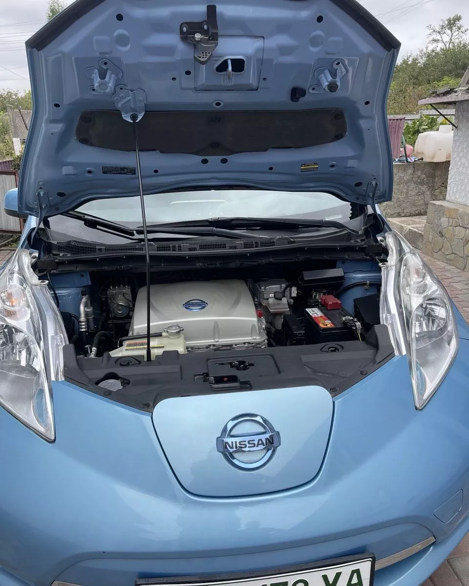 Nissan Leaf  2015161