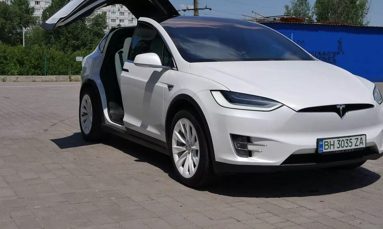 Tesla Model X  100 kWh 2020181