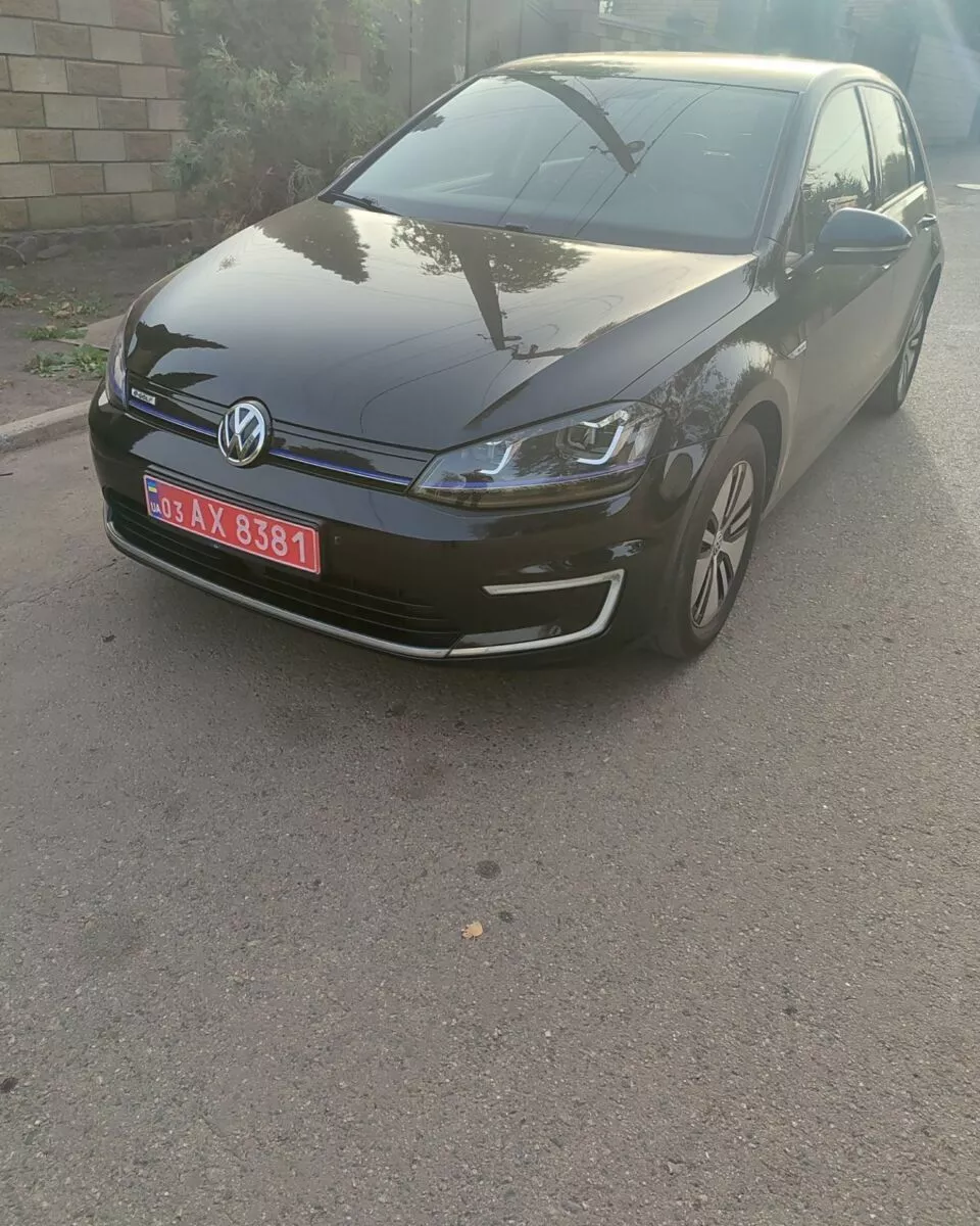 Volkswagen e-Golf  24 kWh 201511