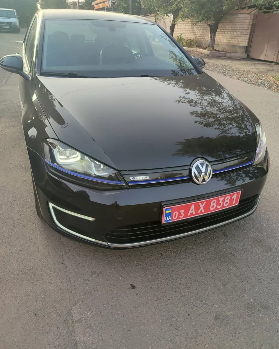 Volkswagen e-Golf  24 kWh 201571