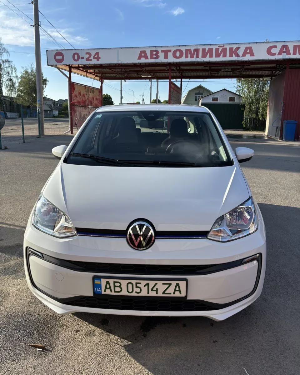 Volkswagen e-up 