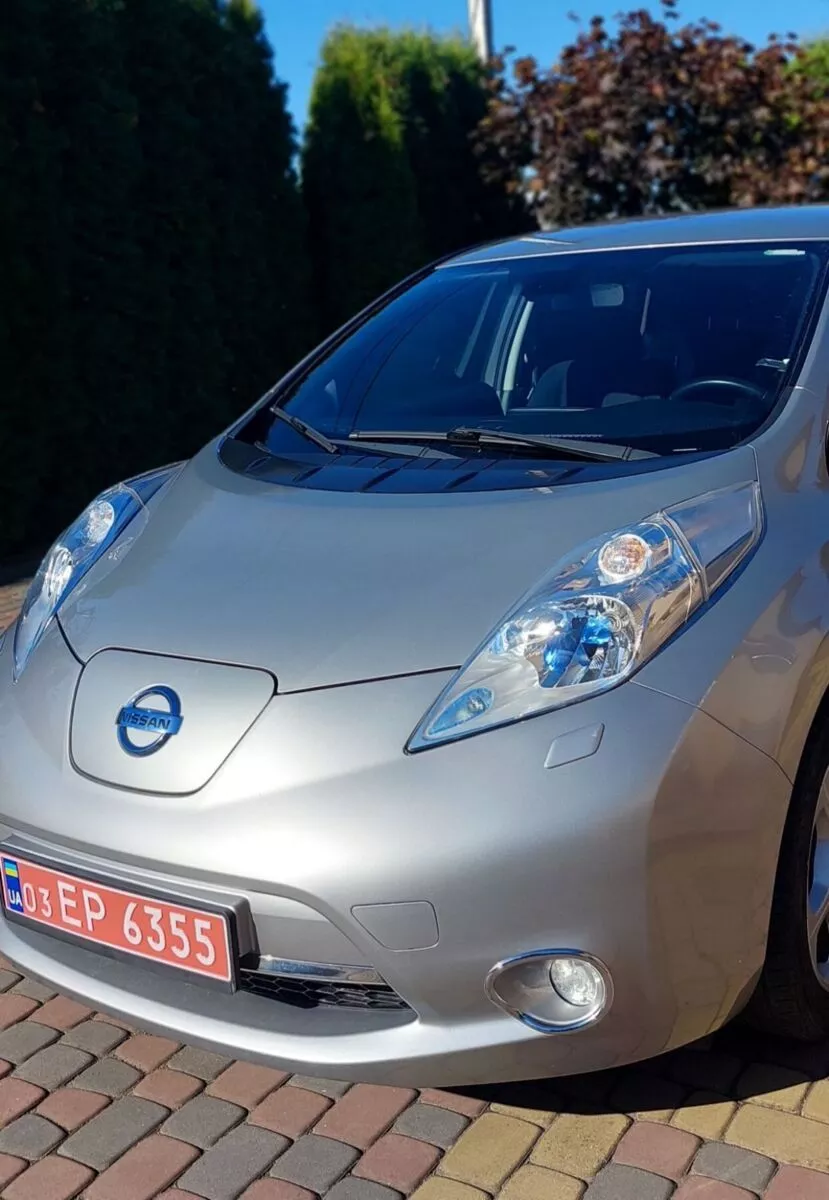 Nissan Leaf  2014151