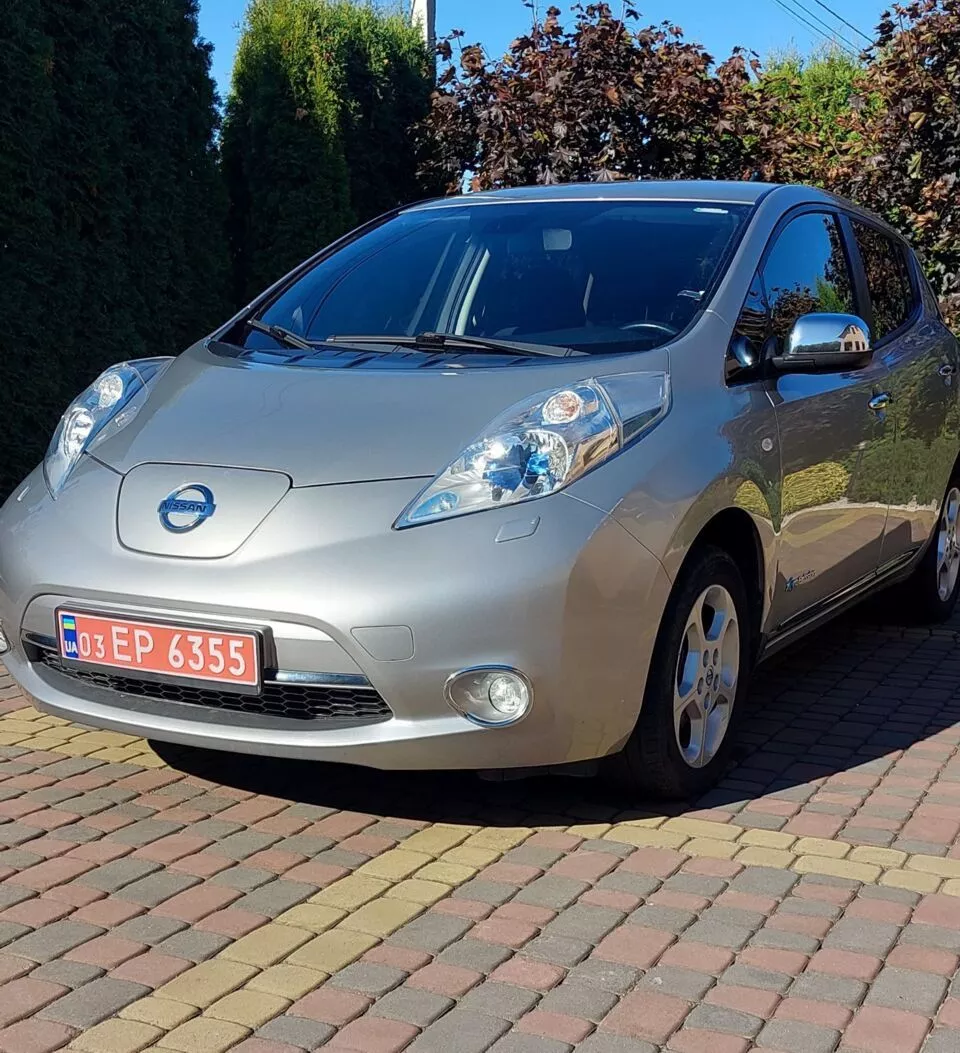 Nissan Leaf  2014201