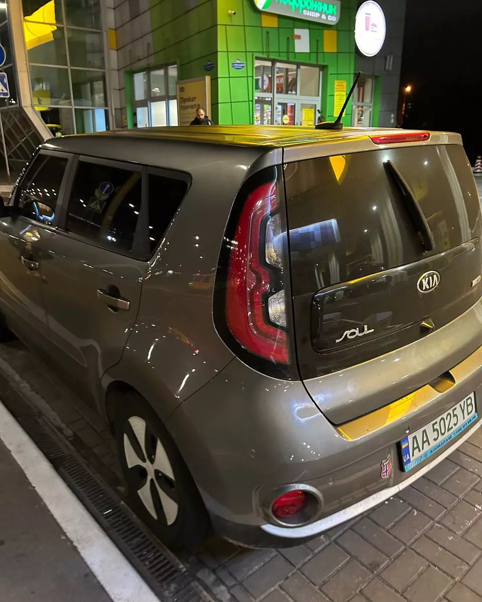 Kia Soul  30 kWh 201551