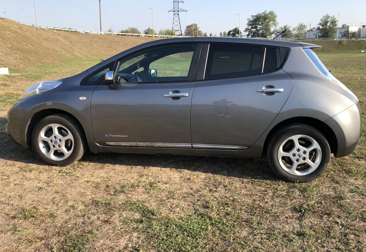 Nissan Leaf  24 kWh 201321