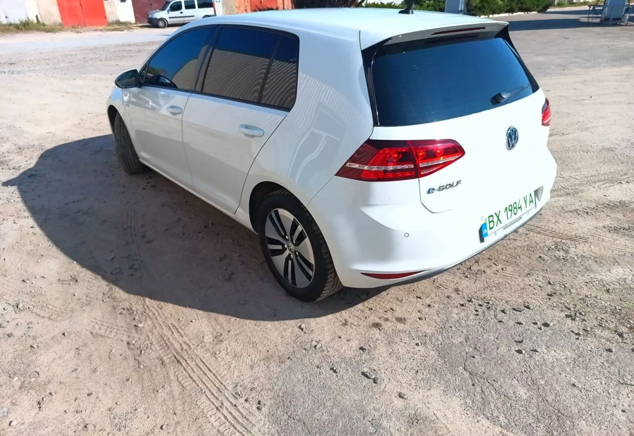 Volkswagen e-Golf  24 kWh 201431