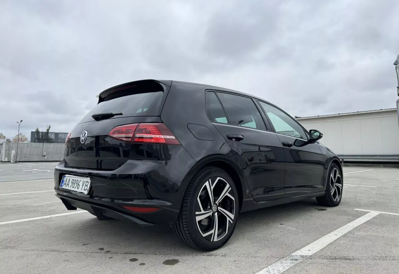 Volkswagen e-Golf  24 kWh 201431