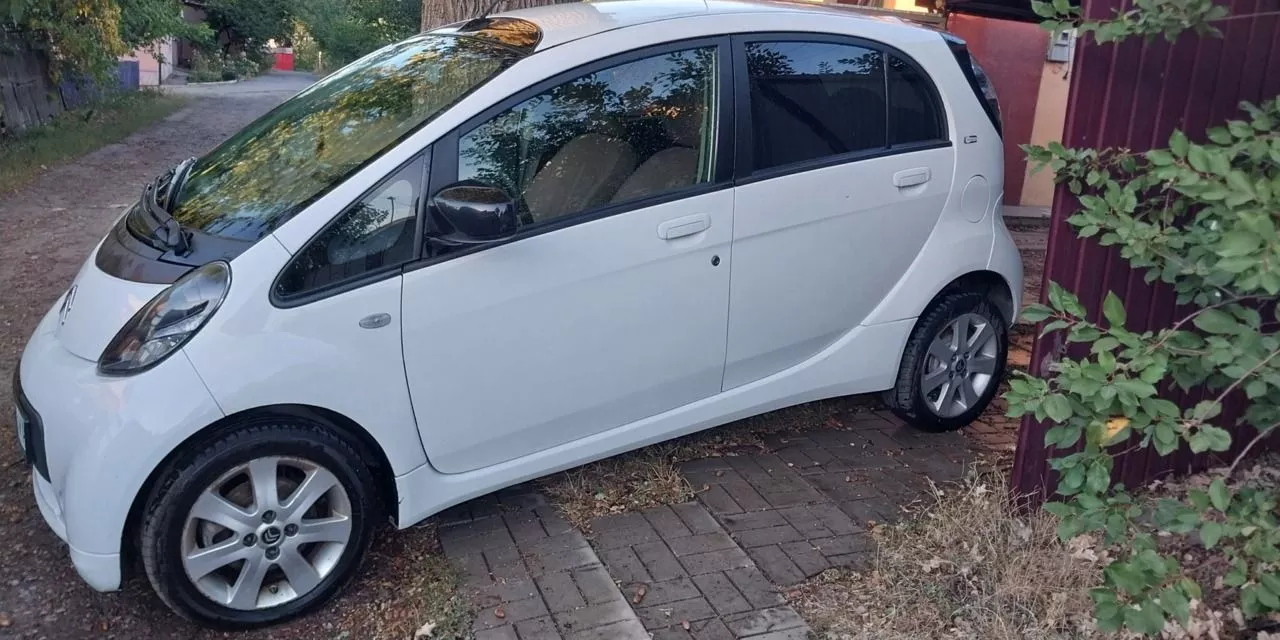 Citroen C-zero 