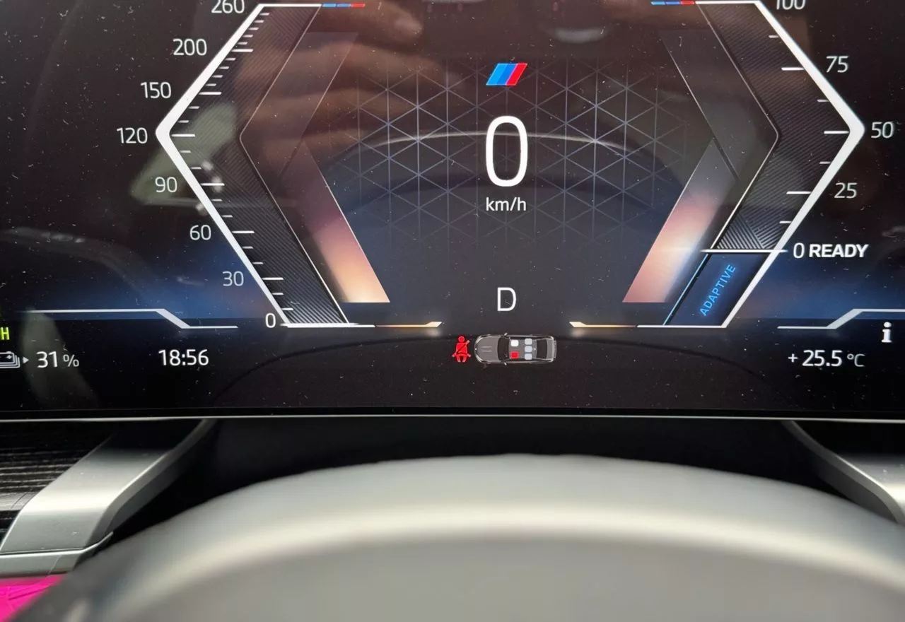 BMW i7  101.7 kWh 202261