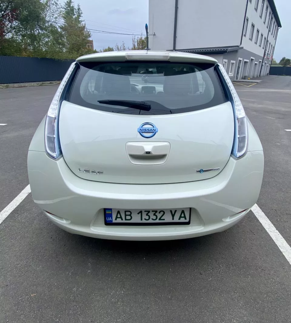 Nissan Leaf  24 kWh 201121