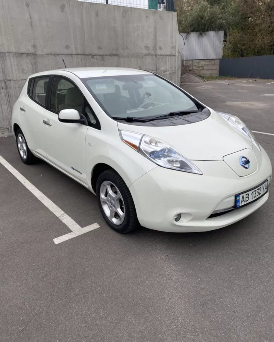 Nissan Leaf  24 kWh 201151