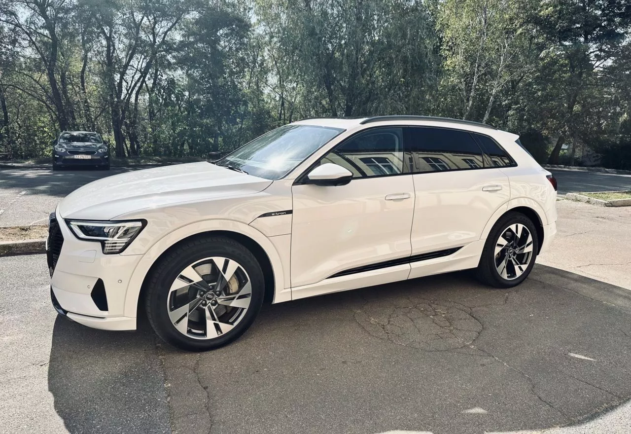 Audi E-tron  95 kWh 2021141