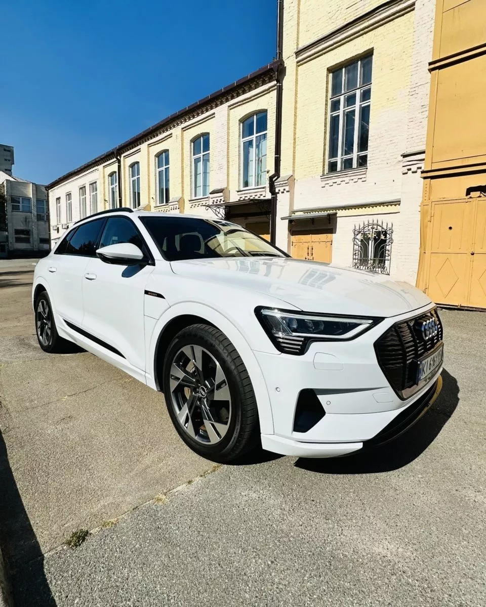 Audi E-tron  95 kWh 2021221