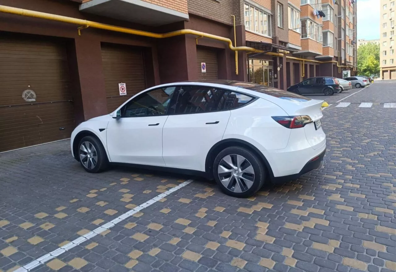 Tesla Model Y  82 kWh 202251