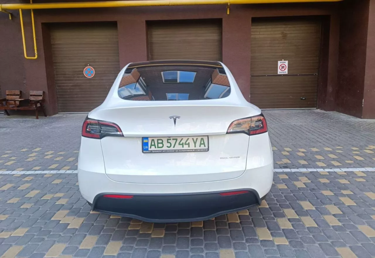 Tesla Model Y  82 kWh 202271