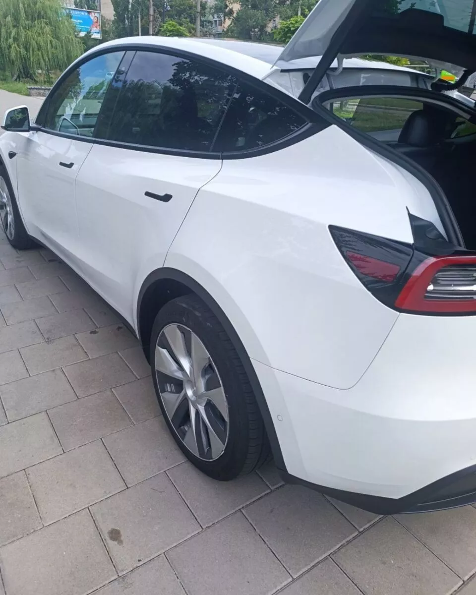 Tesla Model Y  82 kWh 2022171