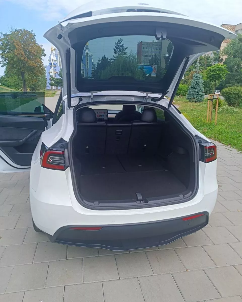 Tesla Model Y  82 kWh 2022191