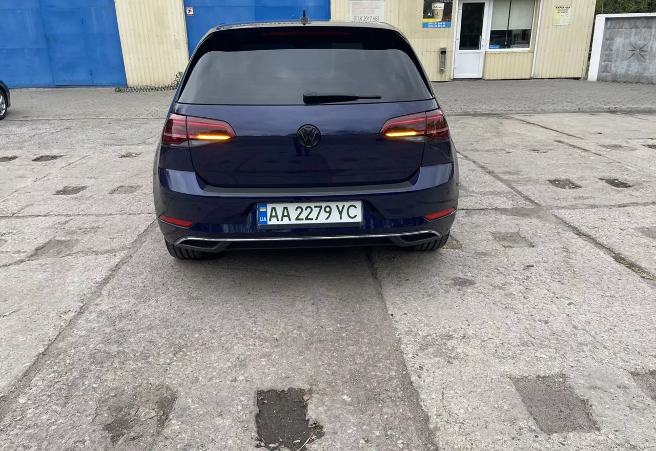 Volkswagen e-Golf  35.8 kWh 2019231