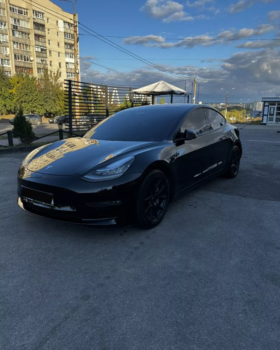 Tesla Model 3  75 kWh 201801