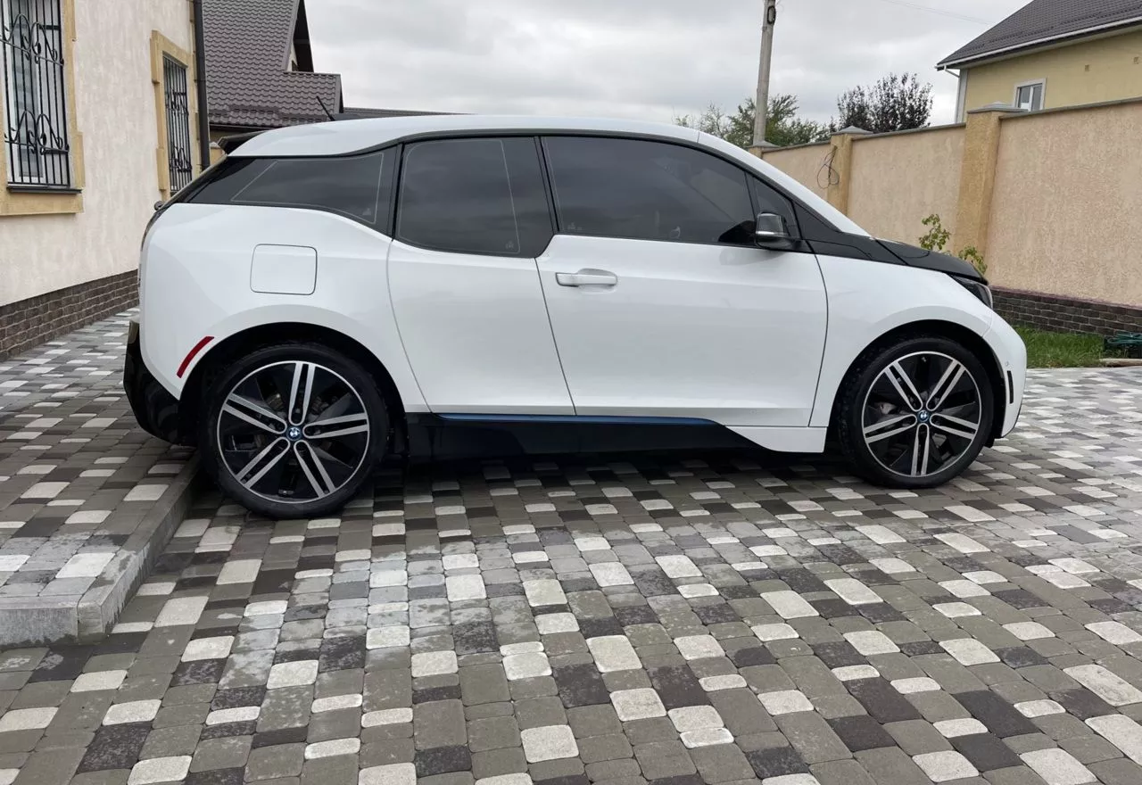 BMW i3  33 kWh 201711