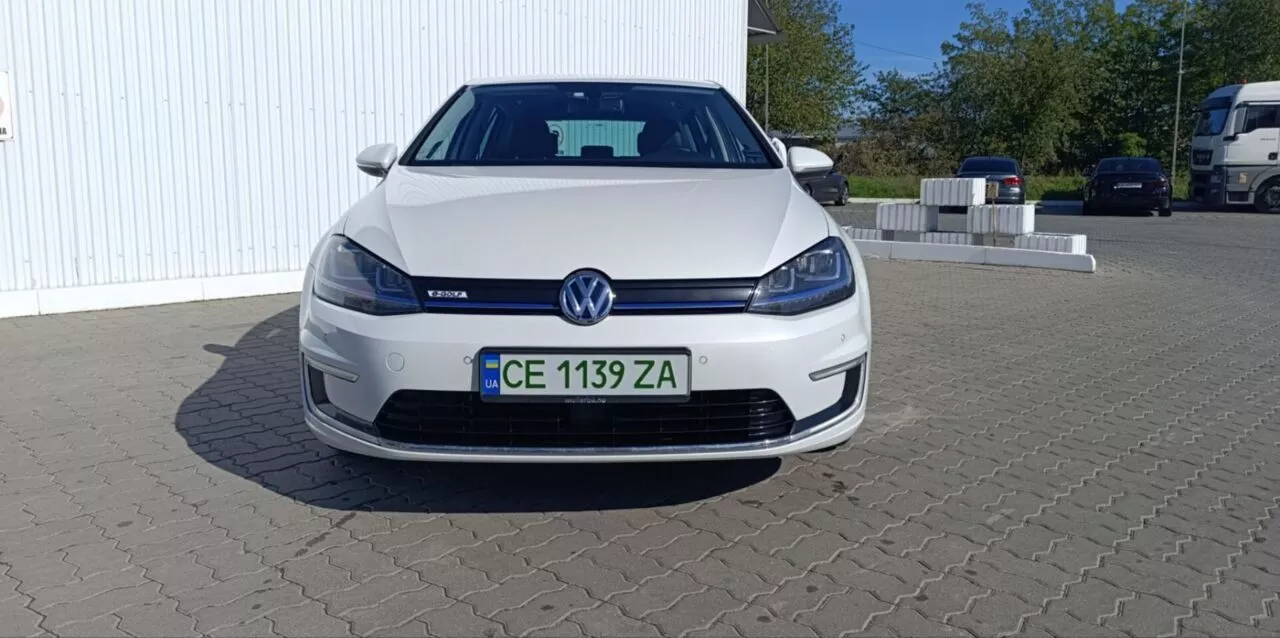 Volkswagen e-Golf  24 kWh 201521