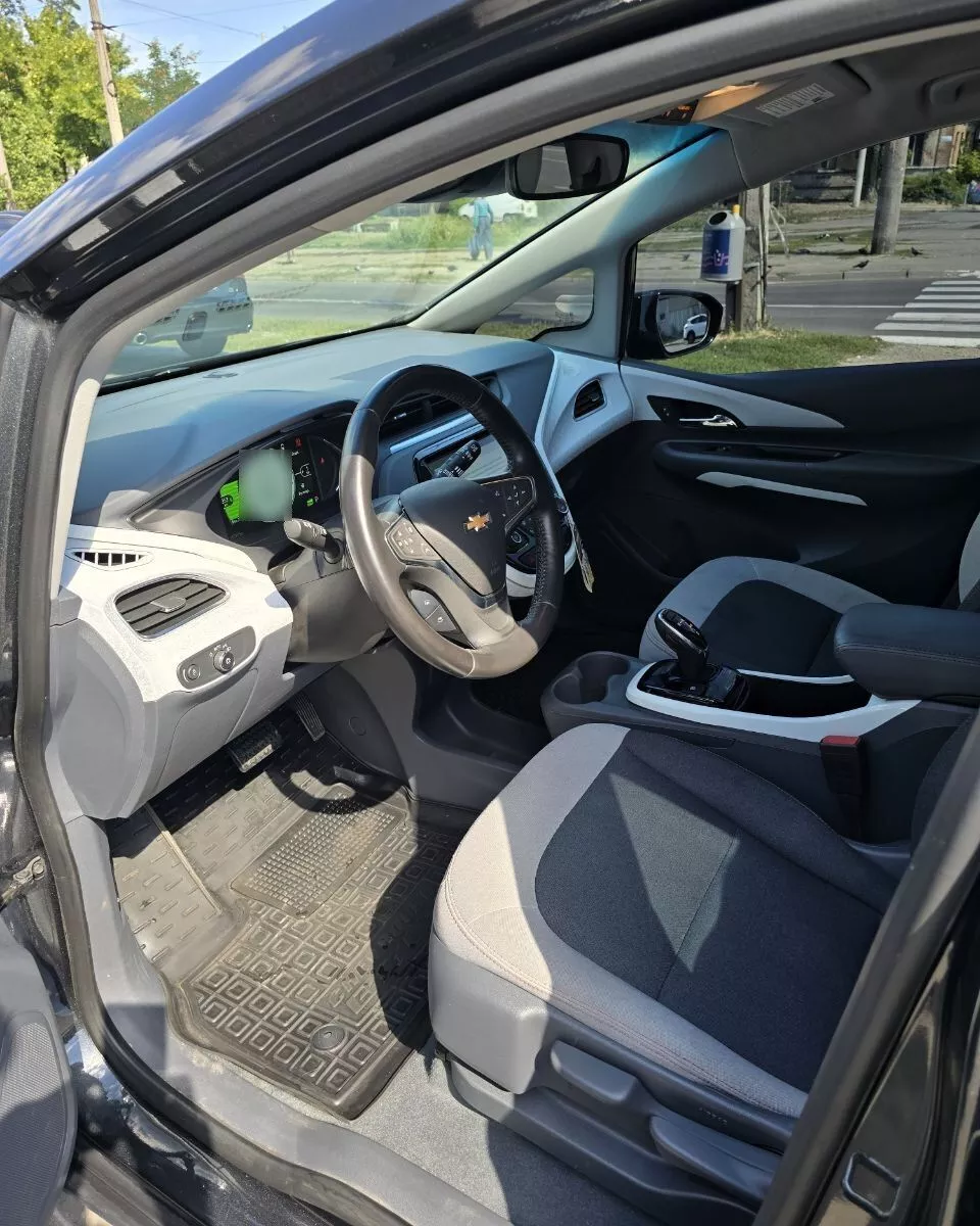 Chevrolet Bolt EV  2021111