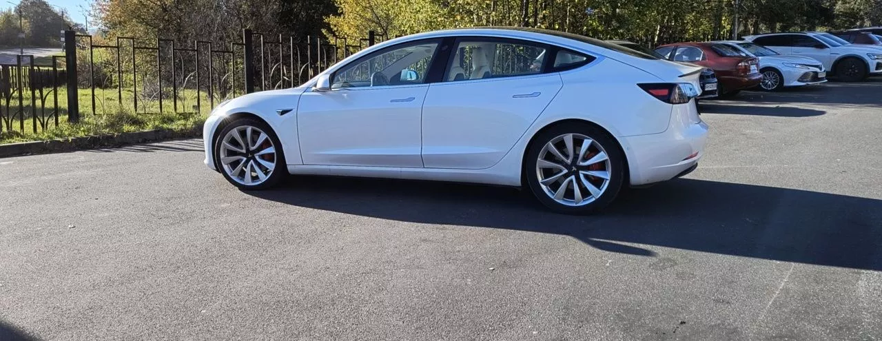 Tesla Model 3  80.5 kWh 201951