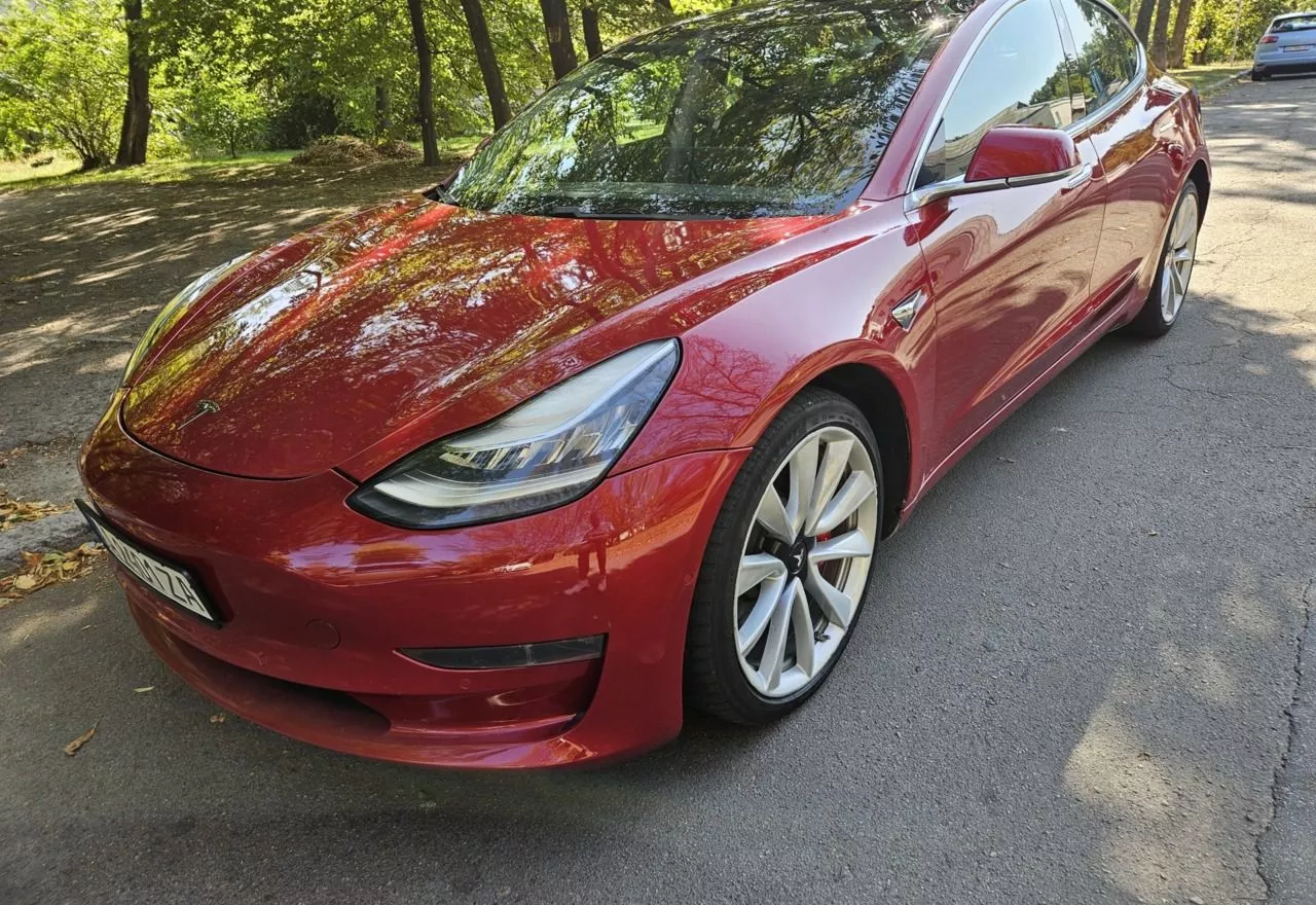 Tesla Model 3  80.5 kWh 201831