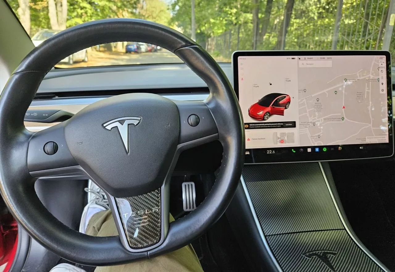 Tesla Model 3  80.5 kWh 2018171