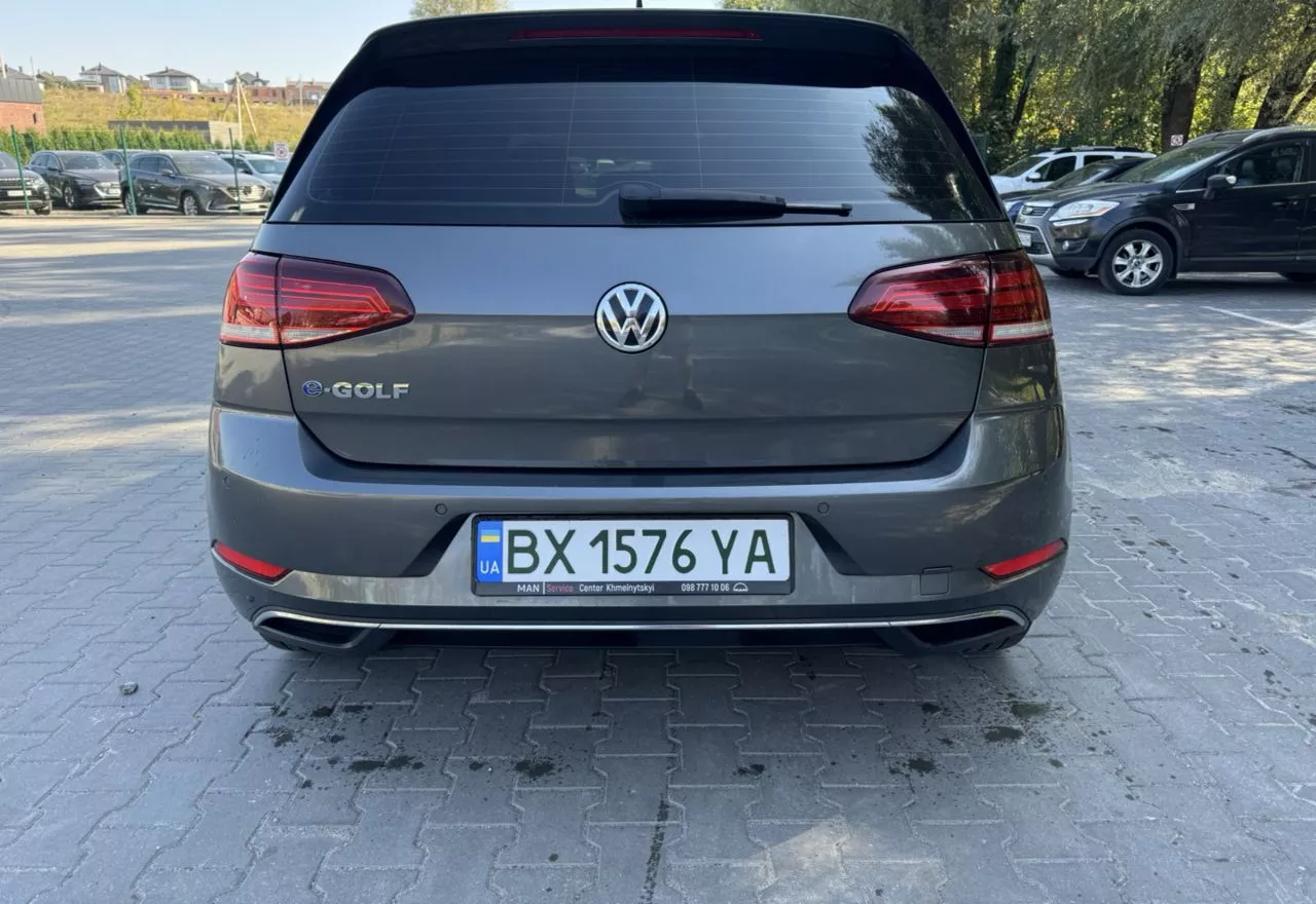 Volkswagen e-Golf  35.8 kWh 201861