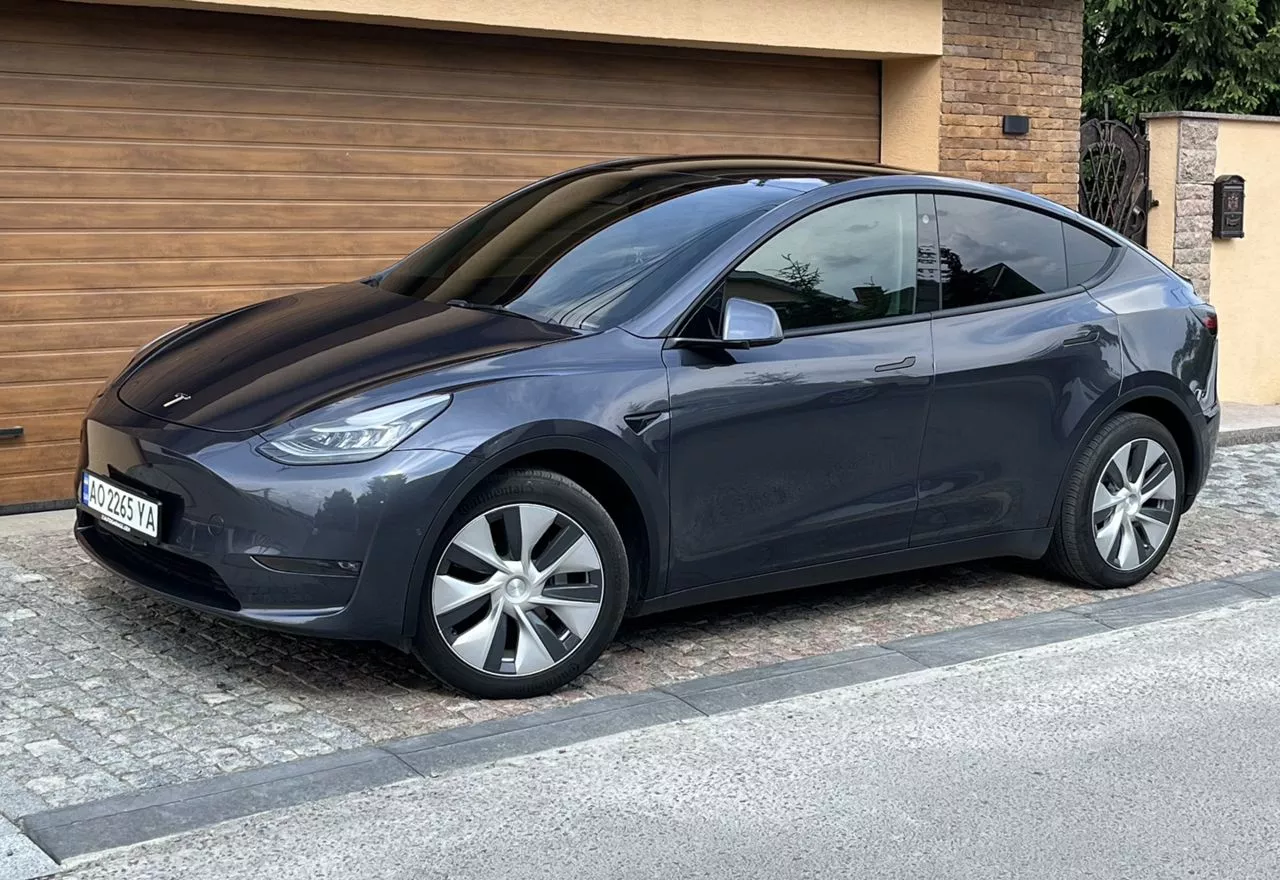 Tesla Model Y  82 kWh 202111