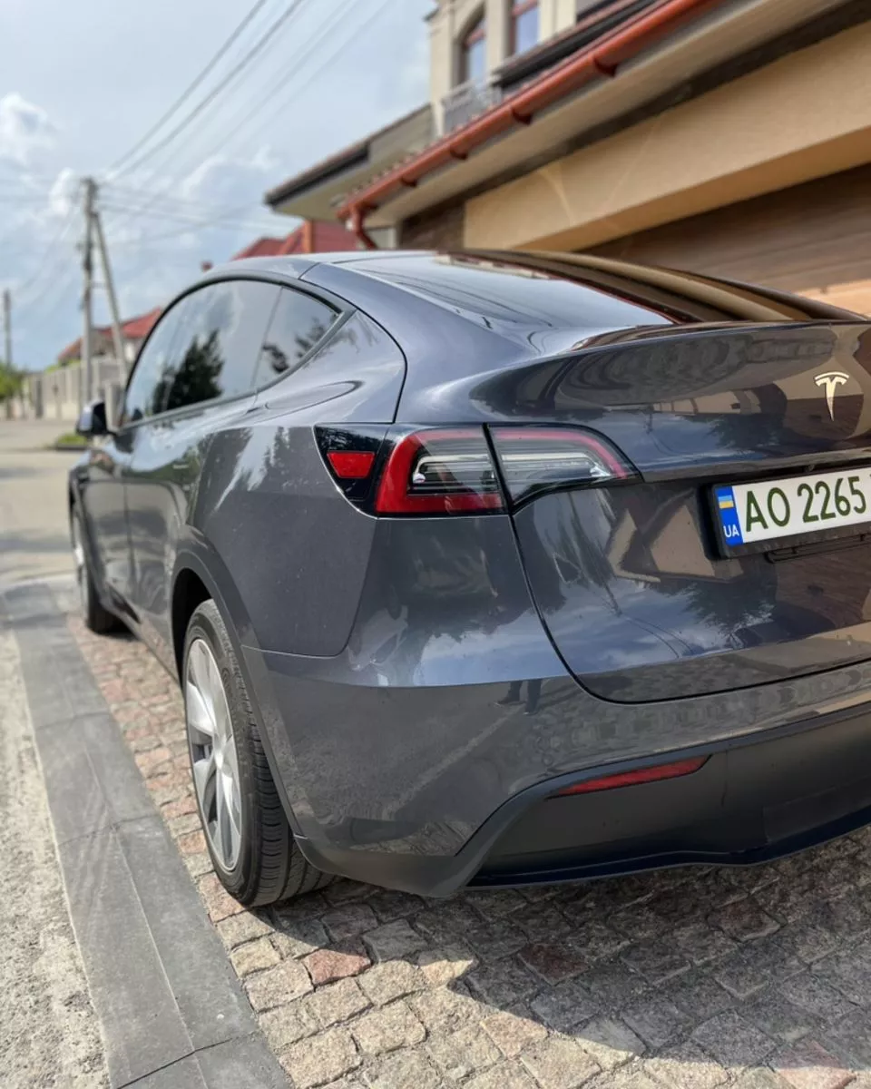 Tesla Model Y  82 kWh 202151