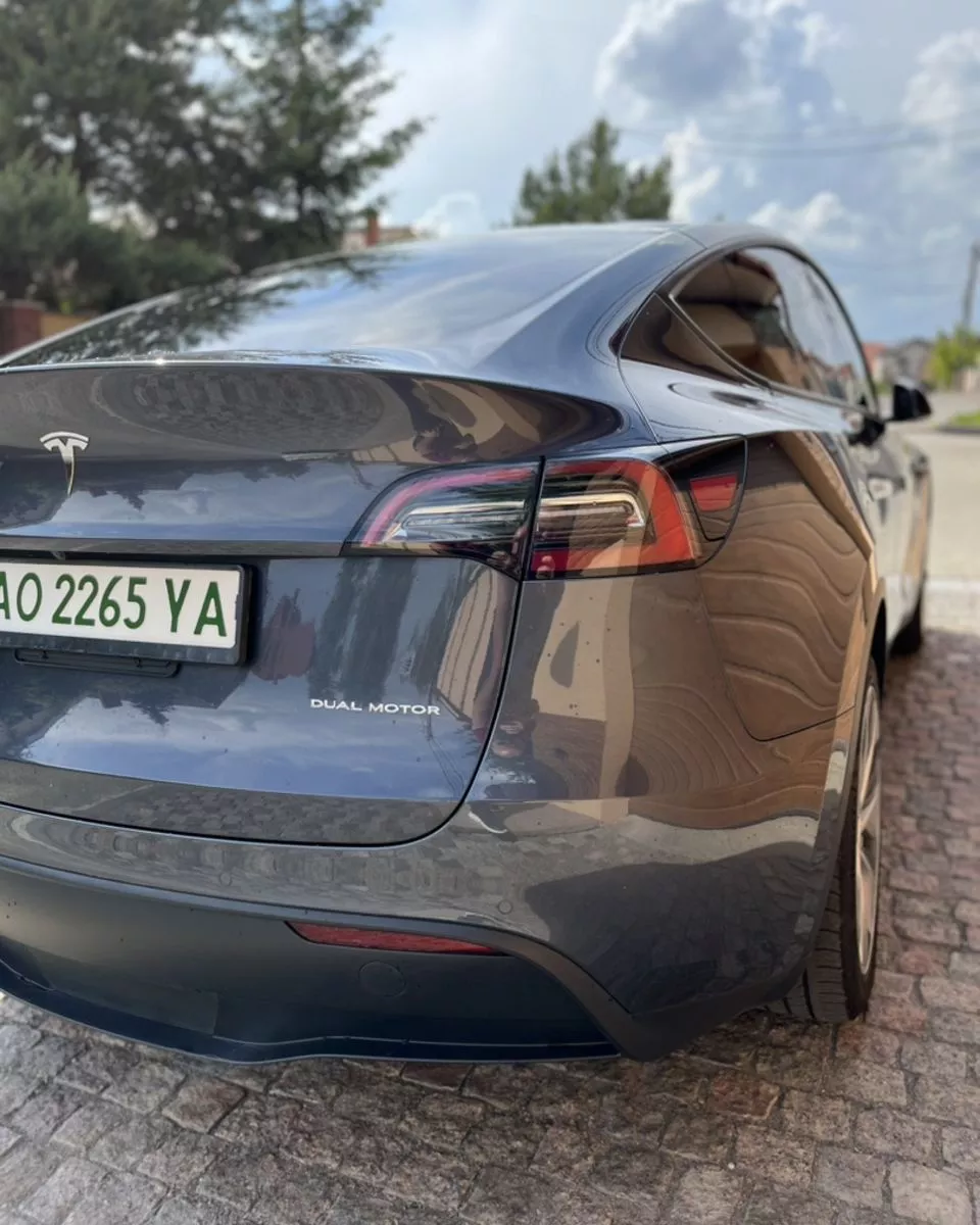 Tesla Model Y  82 kWh 202161