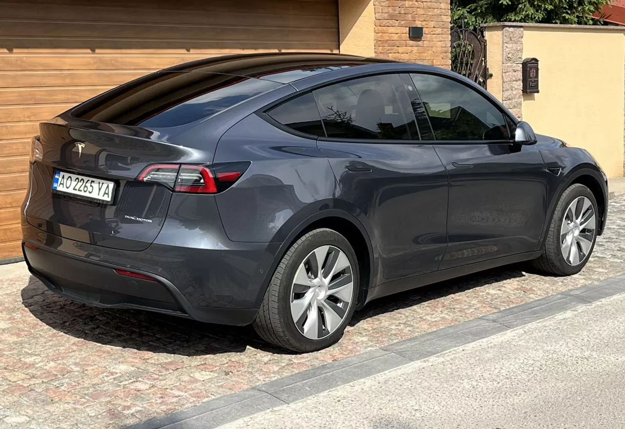 Tesla Model Y  82 kWh 202171